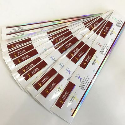 赤い自己接着75mmの幅の薬瓶のラベルは抵抗力がある長方形に油をさす